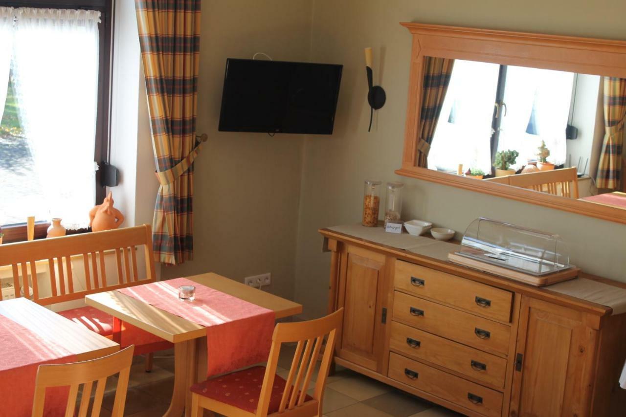 Pension-Saxler Neichen Экстерьер фото